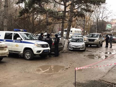 В анексованому Криму адвоката Курбедінова проводжало в СІЗО більше ніж 100 людей