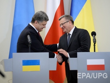 Коморовский: Польша готова продавать оружие Украине