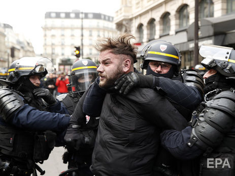 ﻿Кількість затриманих демонстрантів у Франції зросла до 1723