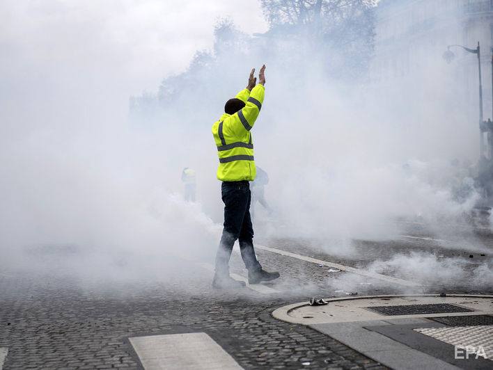 ﻿Міністр фінансів Франції назвав протести в країні "катастрофою" для економіки і торгівлі