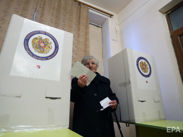 ﻿Явка виборців на позачергових парламентських виборах у Вірменії перевищила 48% – ЦВК