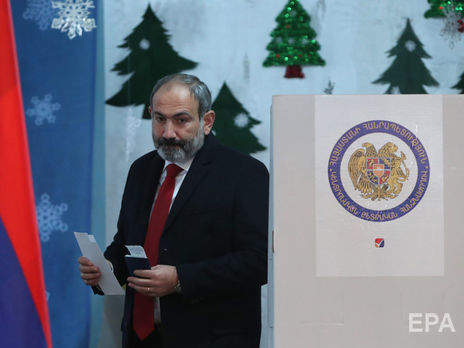 По предварительным данным, в Армении на выборах в парламент лидирует блок Никола Пашиняна