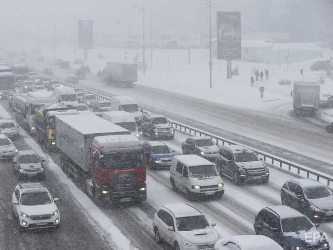 ﻿У Київській області 12–13 грудня прогнозують приріст снігового покриву до 18 см, у КМДА заявили про "жовтий" рівень загрози