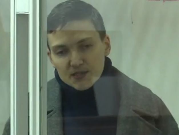 ﻿"Схоже на тоталітарну систему". Савченко, яка оголосила голодування, привезли на засідання суду
