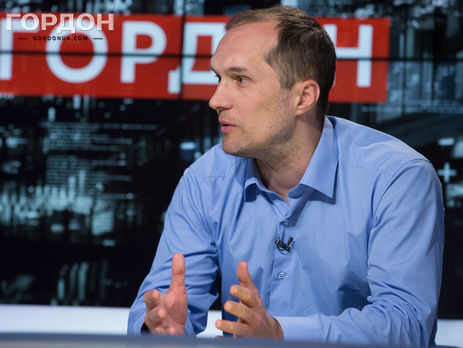 ﻿Сім'я співробітника спецслужби Семочка оформила російські паспорти під час війни. Це співпраця з противником