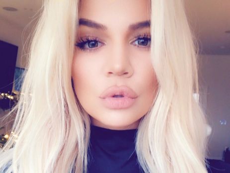 Хлои Кардашян, родившая в апреле дочь, показала плоский живот