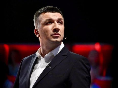 Чтобы избавиться от конкурентов, родной брат Матиоса запатентовал как объект интеллектуальной собственности обычные картонные коробки