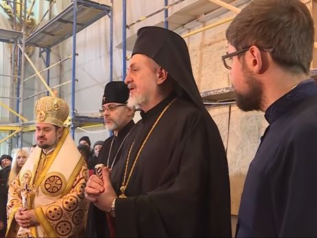В Андреевской церкви в Киеве прошла первая литургия Вселенского патриархата. Видео