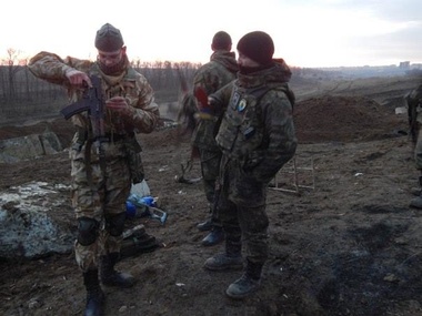 Рано утром на рассвете полк в атаку поведут