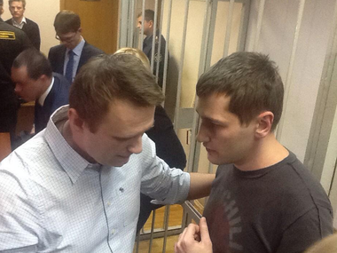 Навальный призвал своих сторонников выйти сегодня в центр Москвы