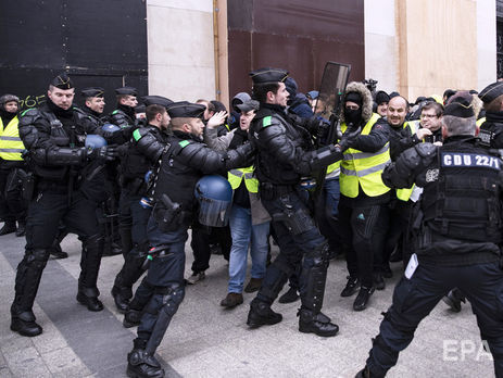 Полиция в Париже задержала 179 человек на протестах 
