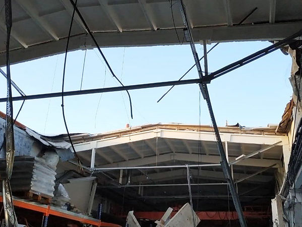 В Подмосковье на заводе обрушилась крыша, трое человек погибло, еще четверо пострадали