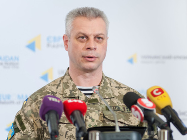 Спикер АТО Лысенко: Переговоры с боевиками о прекращении огня продолжаются, но пока безуспешны
