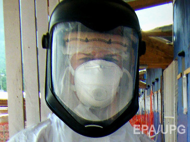 ВОЗ: От вируса Эбола уже погибли 7905 человек