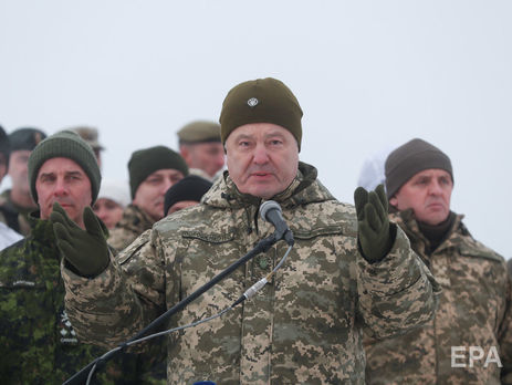 Порошенко о соцопросах по военному положению: А если они скажут, что не хотят мобилизации и шагов по обороне государства, то что президенту делать?