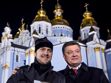 Порошенко поблагодарил Михайловский монастырь, который спас студентов от "Беркута" в ноябре 2013 года