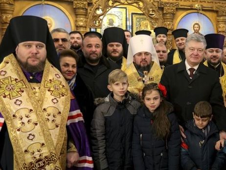 ﻿Бутусов: На молебні в Дніпрі поруч із Епіфанієм і Порошенком помітили кримінального авторитета Петровського