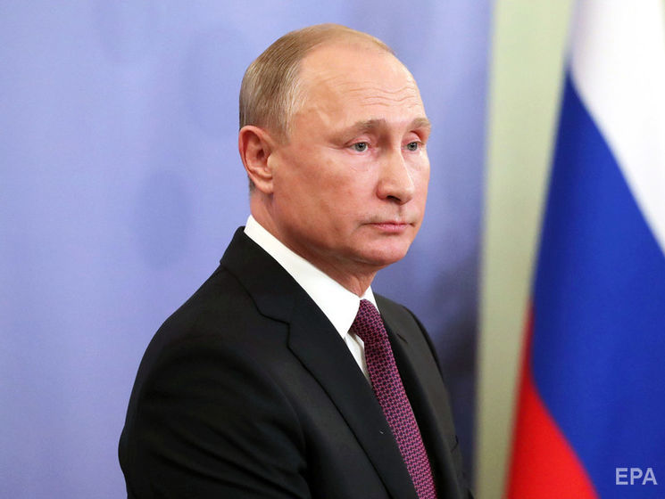 ﻿Путін заявив, що "загалом" задоволений урядом Медведєва