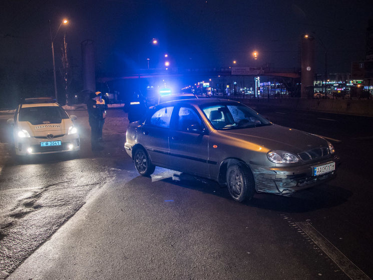 ﻿У Києві поліцейські влаштували погоню за своїм п'яним колегою – ЗМІ