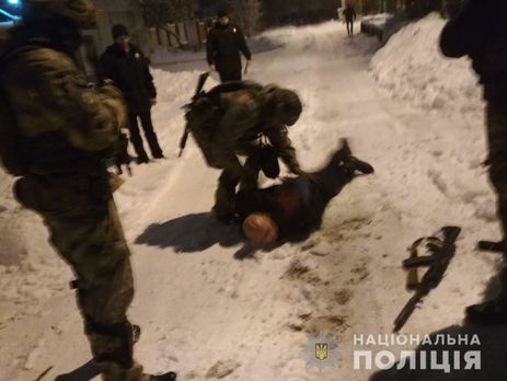В Харькове пьяный мужчина открыл стрельбу из автомата – полиция