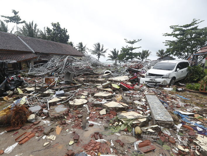 ﻿МЗС України рекомендує громадянам утриматися від відвідин районів, постраждалих від цунамі в Індонезії