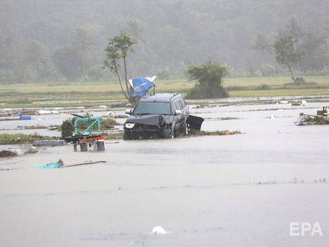 В Индонезии произошло разрушительное цунами. Фоторепортаж
