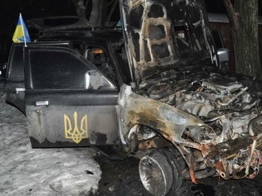 В Запорожье подожгли автомобиль украинских активистов