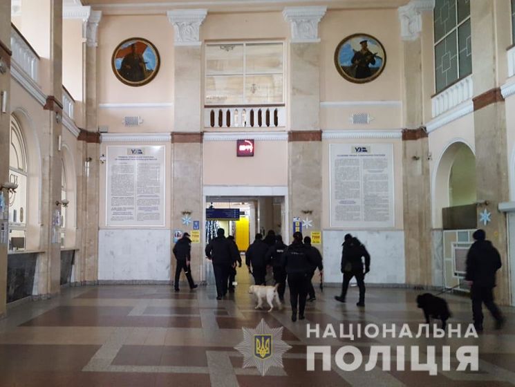 Сообщения о минировании автостанции и железнодорожного вокзала в Одессе не подтвердились &ndash; полиция