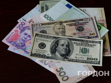 Валютные резервы Украины за 2014 год сократились в 2,7 раза