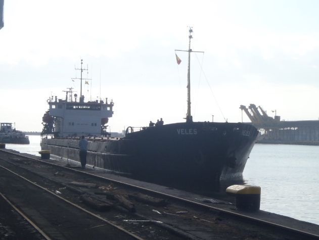 В Черном море на мель село судно, нарушившее запрет на заход в порты Крыма – Министерство по оккупированным территориям