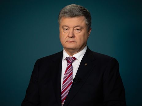Порошенко: Буду настаивать, чтобы в феврале вступили в силу поправки к Конституции, закрепляющие курс Украины в ЕС и НАТО