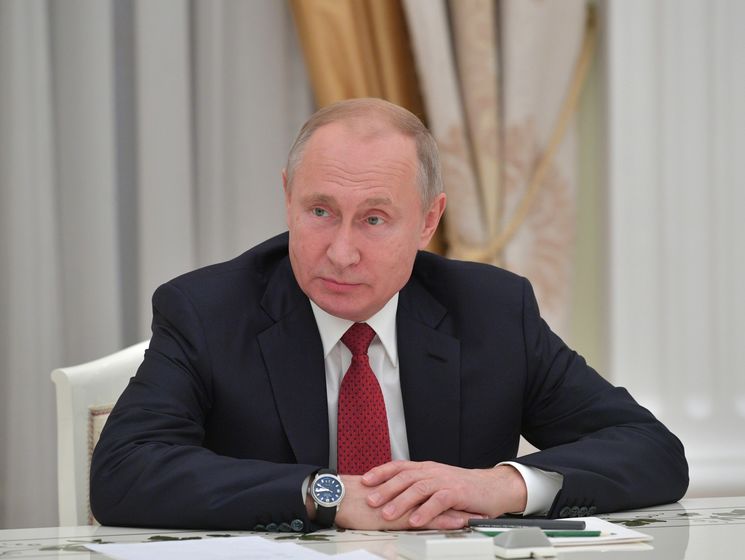 ﻿Путін підписав закон про пом'якшення покарання за екстремізм