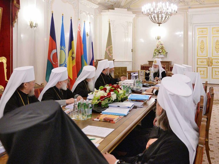 Синод РПЦ обратится к поместным церквям с призывом не признавать Православную церковь Украины