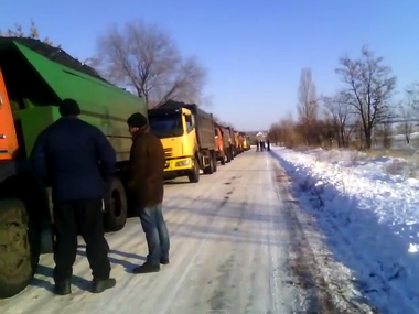 20 грузовиков из "ЛНР" завезли уголь в Артемовск
