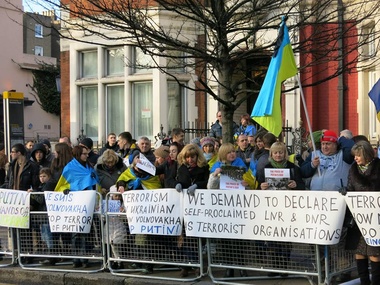 В Лондоне протестовали против российской агрессии в Украине. Фоторепортаж