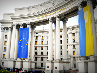 МИД: Украина предложила РФ подписать соглашение о прекращении огня с 19 января