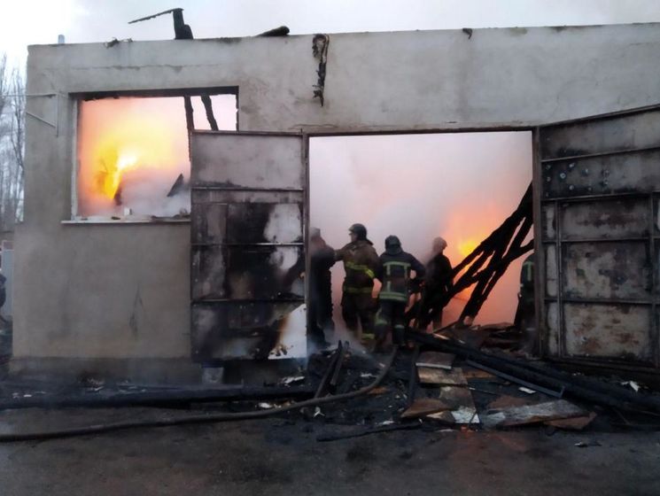 В Одессе горело помещение бывшего завода "Микрон" – ГСЧС
