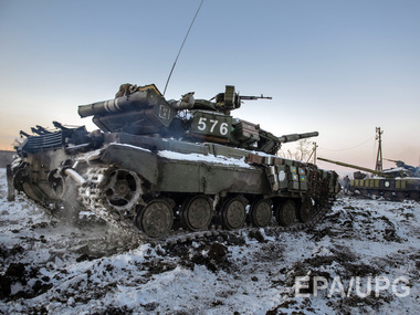 Пресс-центр АТО: Боевики обстреливают украинских военных из артиллерии и минометов 