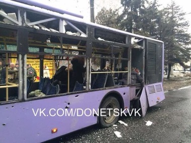 Минобороны: Троллейбус в Донецке был обстрелян террористами из жилых кварталов