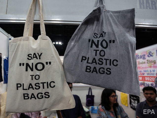 В Южной Корее вступает в силу закон о запрете пластиковых пакетов в магазинах