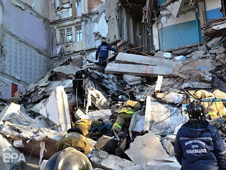 ﻿Під завалами будинку в Магнітогорську виявлено тіла ще трьох загиблих