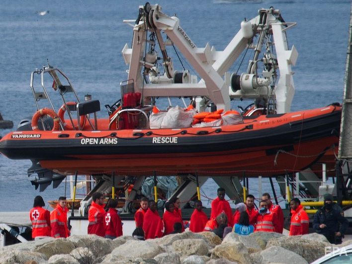 Мальта за сутки спасла 249 мигрантов