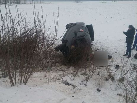 В результате ДТП в Николаевской области погибли восемь человек, в том числе трое детей – полиция