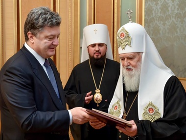 Порошенко поздравил патриарха Филарета с 86-летием