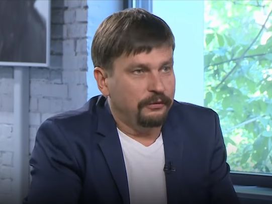 ﻿СБУ депортувала в Білорусь "проросійського пропагандиста", який виступав на телеканалах "112 Україна" і NewsOne