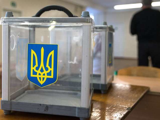 ﻿Опозиційний блок вимагає від Центрвиборчкому скасувати рішення про закриття виборчих дільниць у Росії