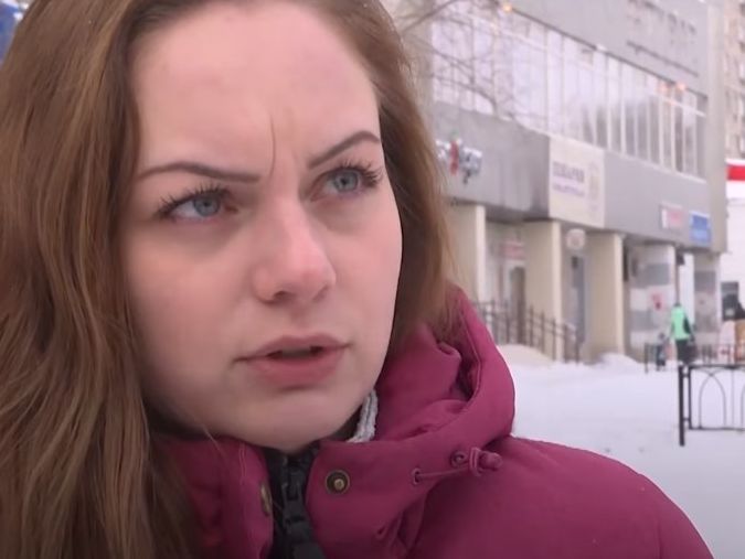 Выжившая при взрыве в Магнитогорске женщина: Ребенок висел на простыне, муж держался рукой за каркас дивана. Видео