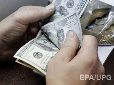 Курс валют НБУ: $1 – 15,9 грн, €1 – 17,9 грн 