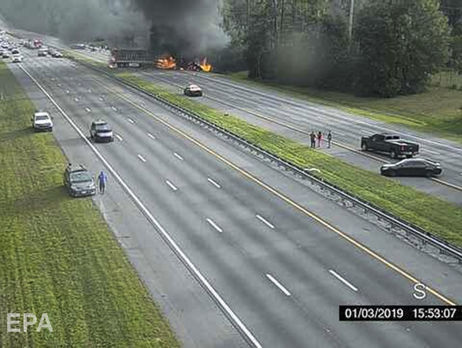 Во Флориде в смертельное ДТП попал фургон с детьми, которые ехали в 