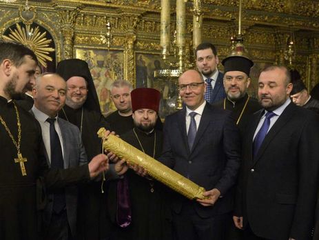 ﻿У Стамбулі на підписанні томосу було помічено бізнесмена Петровського, якого називають кримінальним авторитетом Наріком – ЗМІ